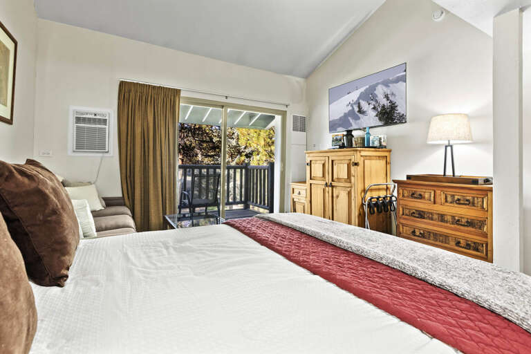 Prospector Lodge 925