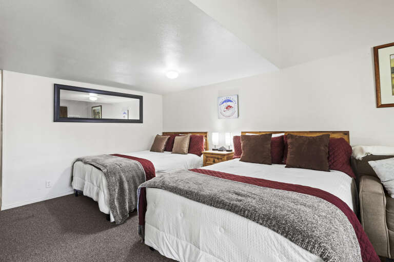 Prospector Lodge 925