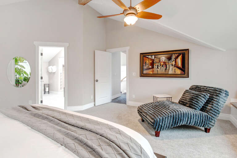 Bear Hollow Village 5500: Fully remodeled upstairs primary bedroom and ensuite bathroom