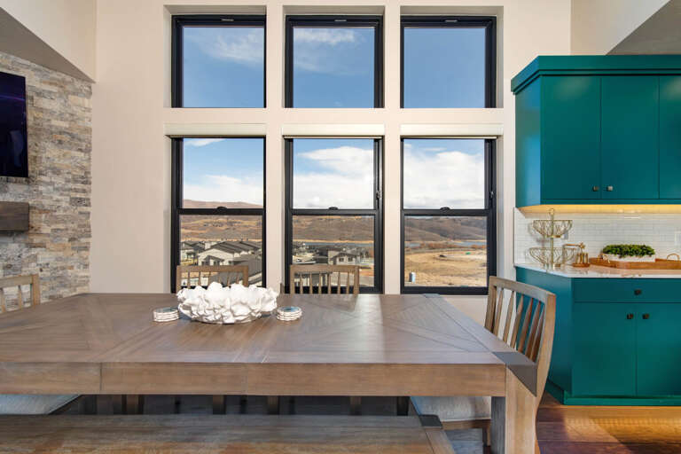 Mayflower Lakeside 1121-304: