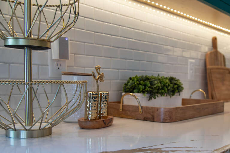 Mayflower Lakeside 1121-304: