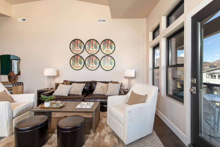 Mayflower Lakeside 1121-304: