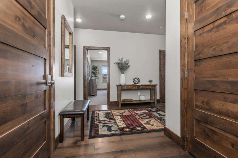 Common Area: "Inviting space for gatherings and relaxation in our cozy vacation rental." Common Area: "Inviting space for gatherings and relaxation in our cozy vacation rental."