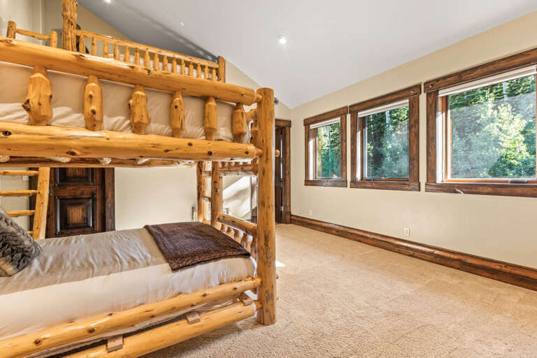 White Pine 129: Bunk room with loft bed