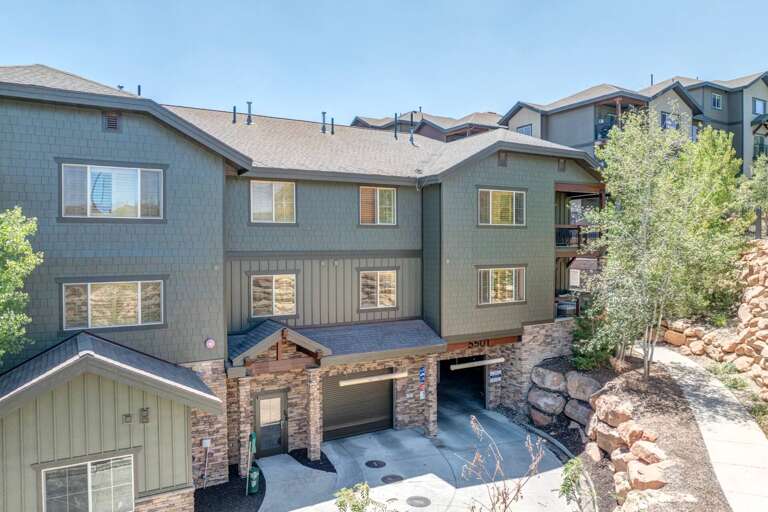 Bear Hollow Lodges: Building garage access Bear Hollow Lodges: Building garage access