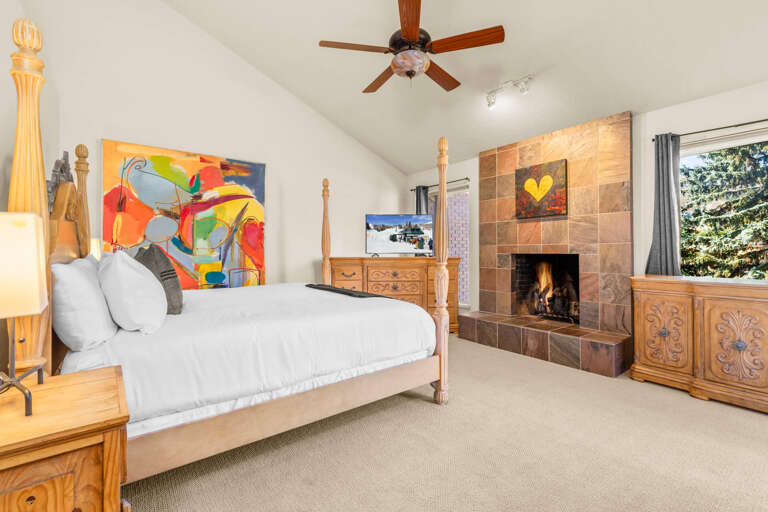 Park West Village 3953: Primary King Park West Village 3953: Primary King