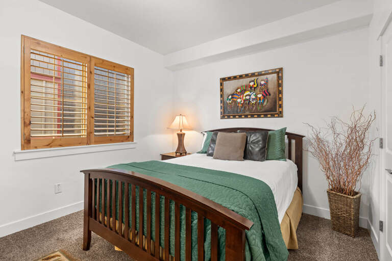 Vacation Rentals in Park City at Bear Hollow Lodges 1304: Guest bedroom with Queen bed Vacation Rentals in Park City at Bear Hollow Lodges 1304: Guest bedroom with Queen bed