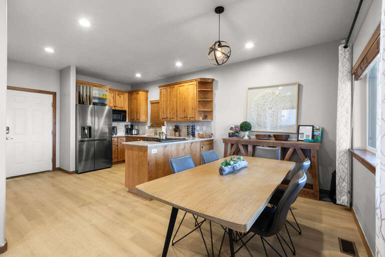 Bear Hollow Village 5458: