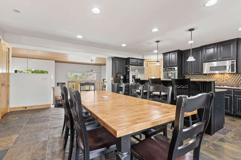 Bear Hollow Village 5595: Inviting dining table in a cozy kitchen setting. Bear Hollow Village 5595: Inviting dining table in a cozy kitchen setting.