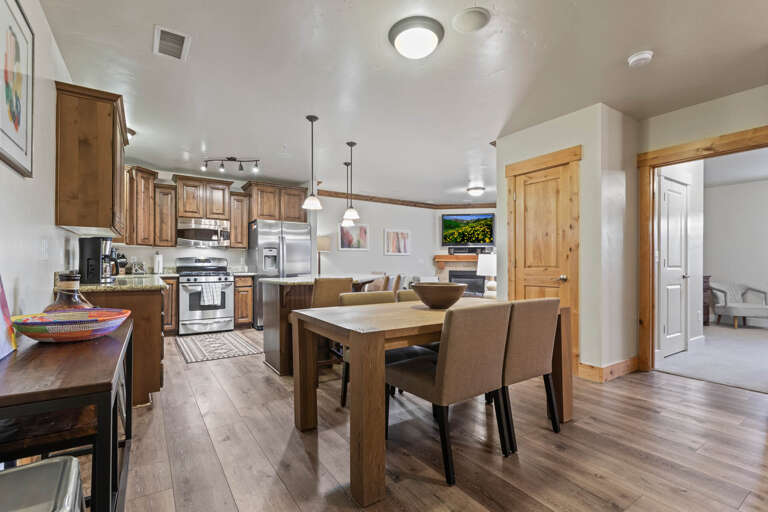 Bear Hollow Lodges 4102:  The DINING AREA is open to the living space and leads seamlessly into the well appointed KITCHEN.