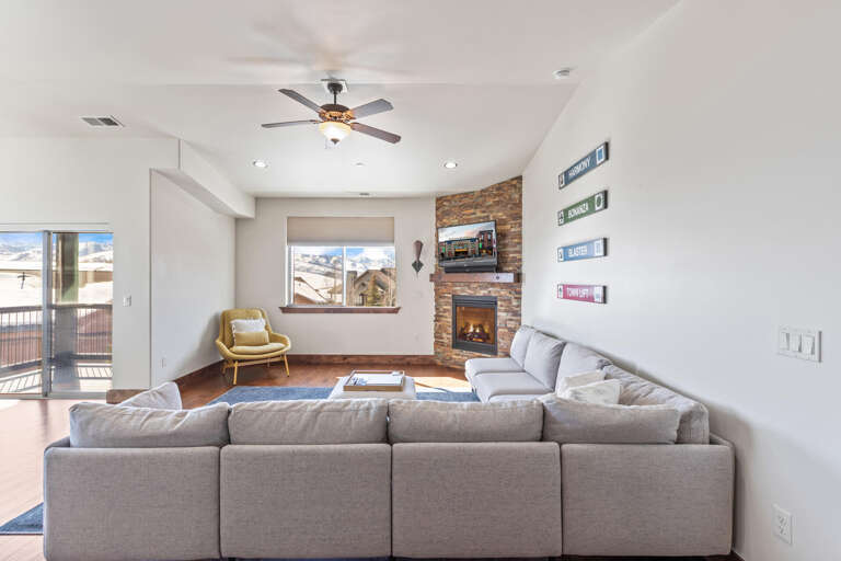 Black Rock Ridge 14275 by Moose Management Black Rock Ridge 14275 by Moose Management