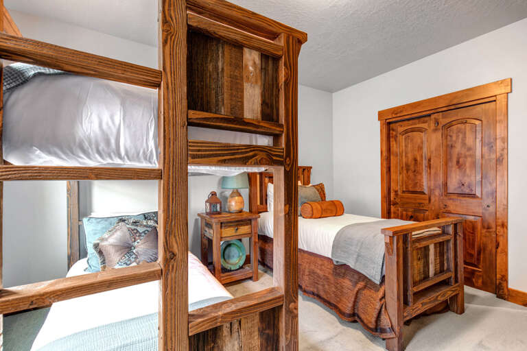 Village at the Shores 201: Bedroom 3 / Twin over Twin Bunk + Twin Village at the Shores 201: Bedroom 3 / Twin over Twin Bunk + Twin