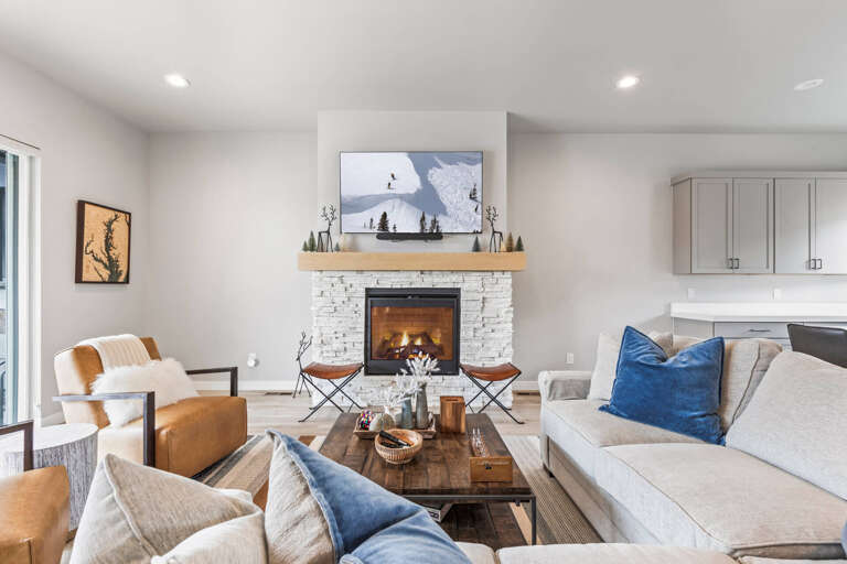 Deer Springs 12754 Deer Springs 12754