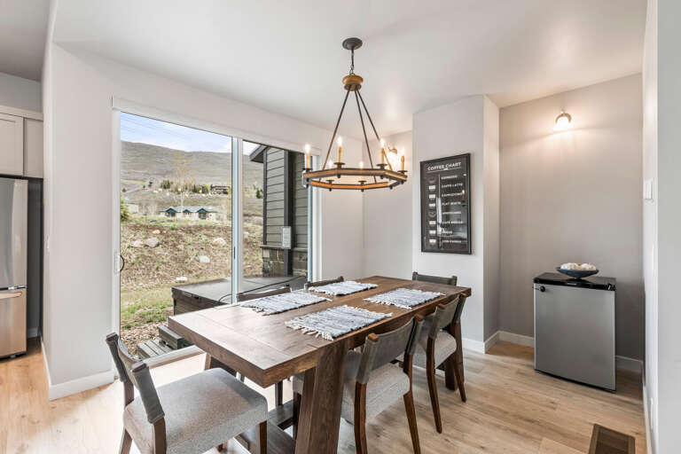 Deer Springs 12754 Deer Springs 12754