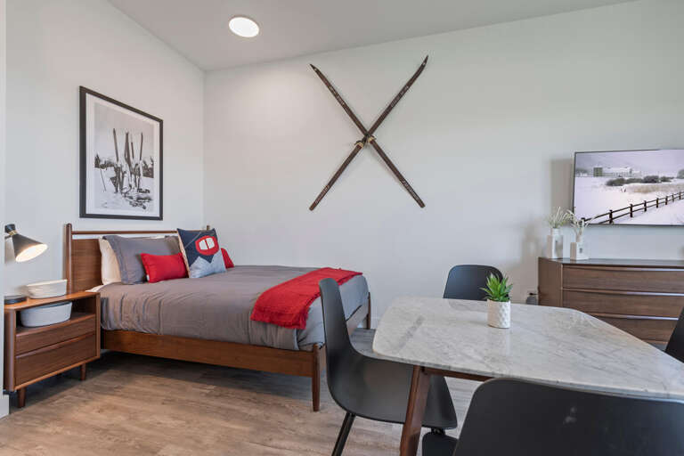 Pioche Village 1318 by Moose Management: Pioche Village 1318 by Moose Management: