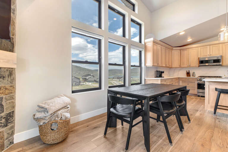 Mayflower Lakeside 302-14 by Moose Management: Mayflower Lakeside 302-14 by Moose Management: