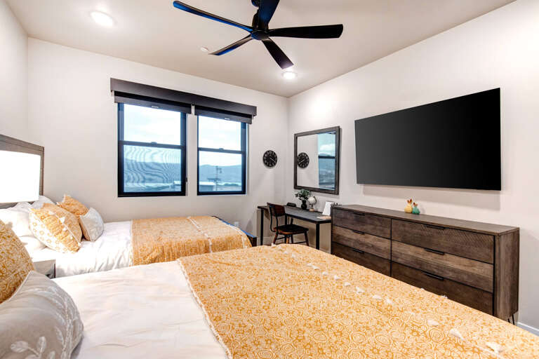 Mayflower Lakeside 103-21 by Moose Management