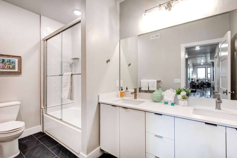 Mayflower Lakeside 103-21 by Moose Management