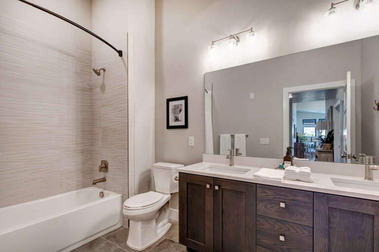 Mayflower Lakeside 1156-303