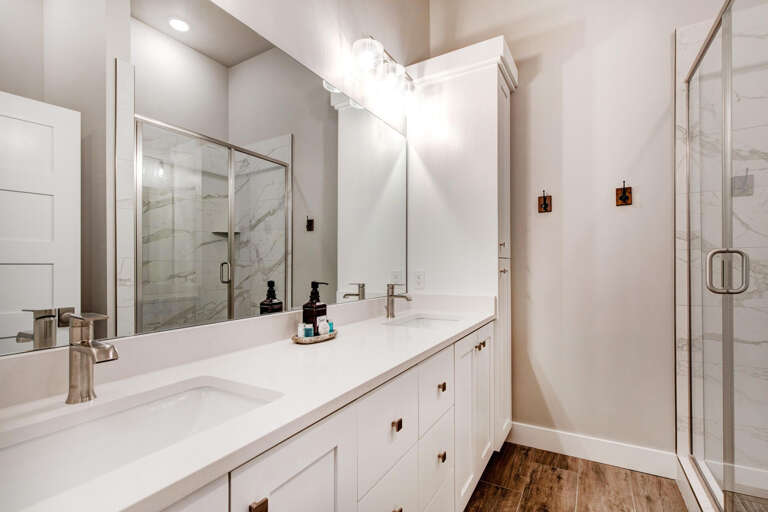 Mayflower Lakeside 1156-303