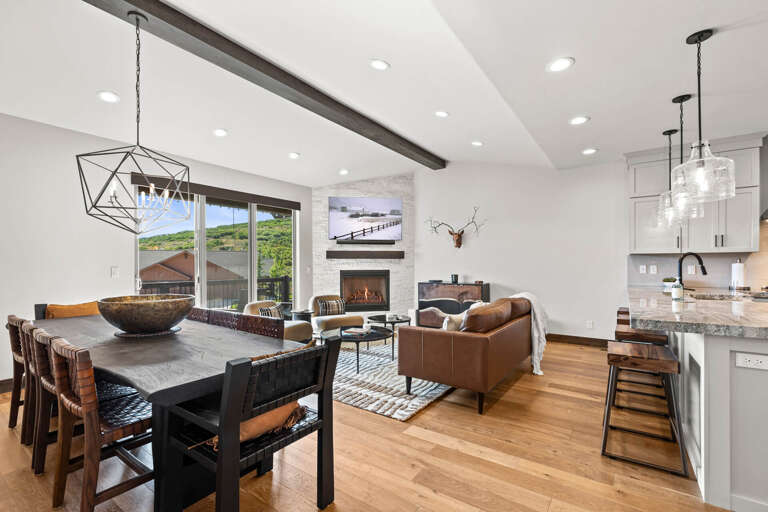 Black Rock Ridge 14544 by Moose Management