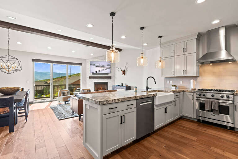 Black Rock Ridge 14544 by Moose Management