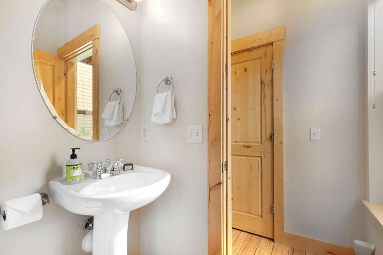 Bear Hollow Village 5661 by Moose Management