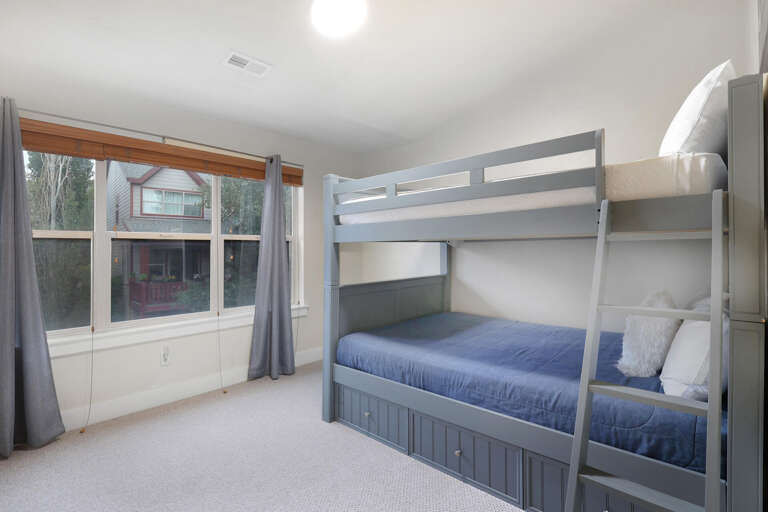 Bear Hollow Village 5661 by Moose Management