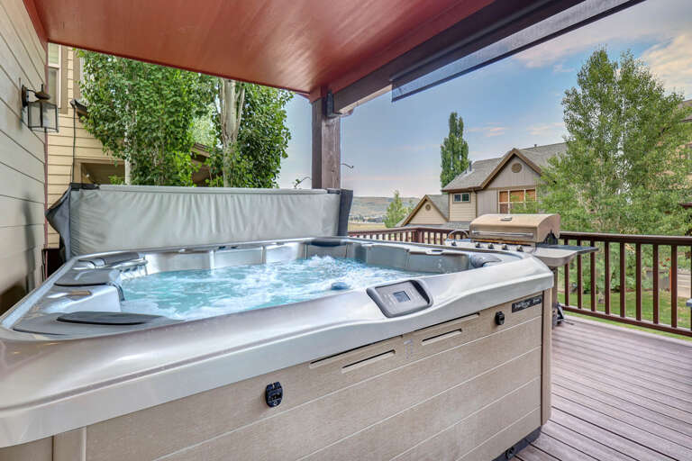 Bear Hollow Village 5661 by Moose Management - Private Hot Tub