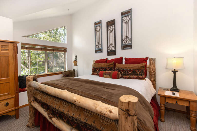 Bear Hollow 5430: King Primary Upstairs