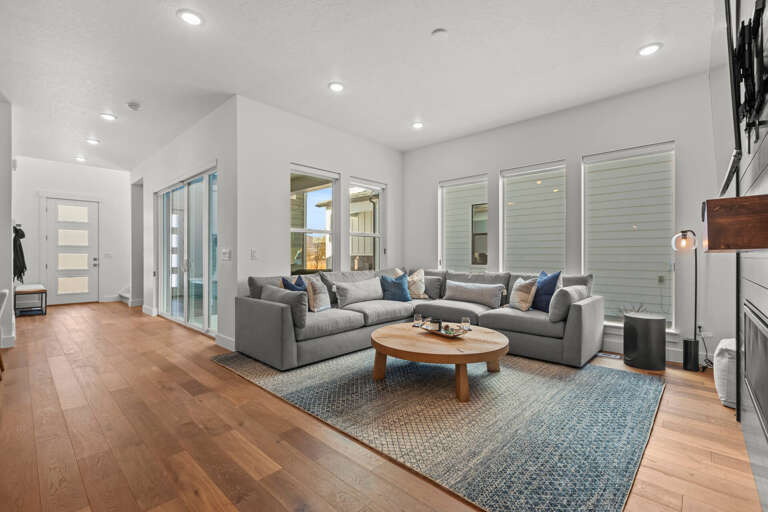 Silver Creek Village 1102 Silver Creek Village 1102