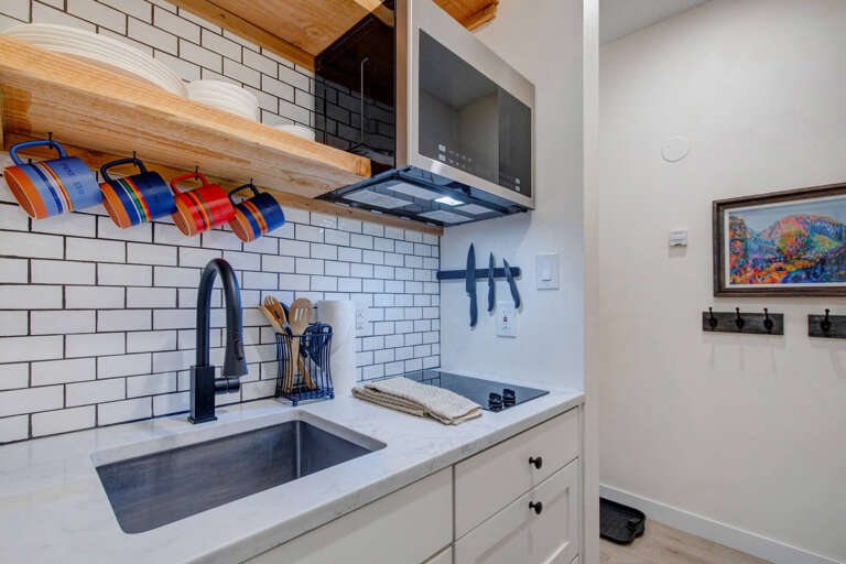 Prospector Lodge 717 kitchenette convenience