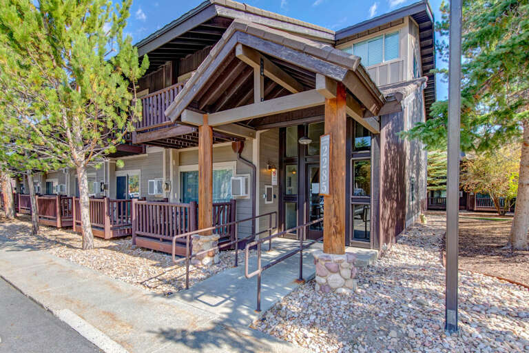 Vacation Rentals in Park City at Prospector Lodge 717: Summer