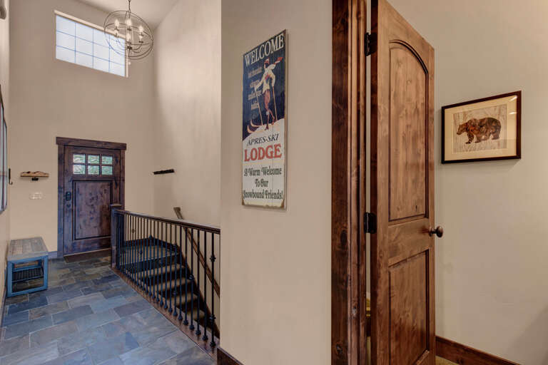 Black Rock Ridge 14151: Main entry and half bath