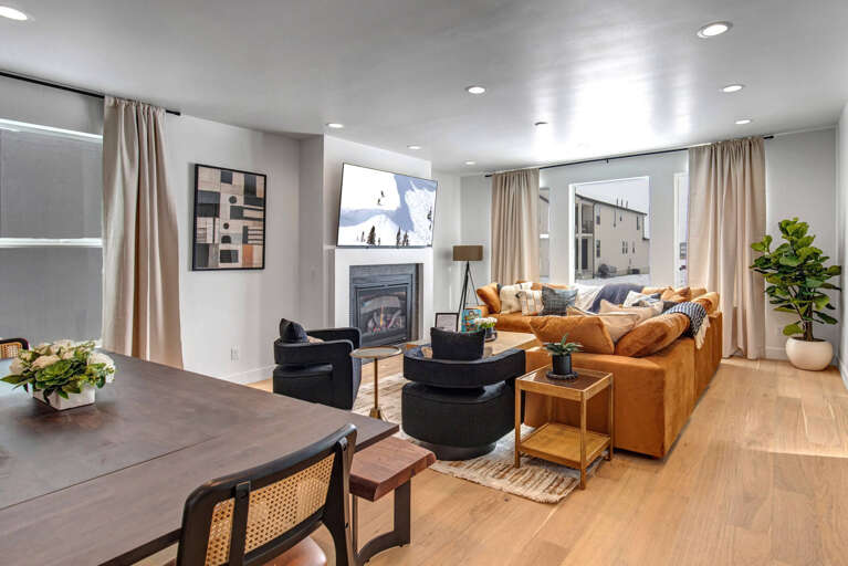 Silver Creek Village 6635: