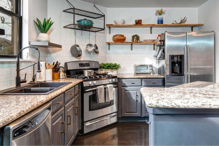 Moose Lodge 5: Fully equipped chef's kitchen Moose Lodge 5: Fully equipped chef's kitchen