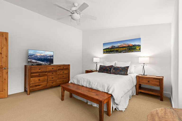 Bear Hollow Village 5614