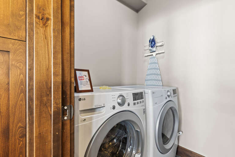 Retreat 13548: In-home laundry for easy freshening
