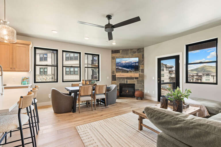Vacation Rentals in Park City at Mayflower Lakeside 1169-201: Vacation Rentals in Park City at Mayflower Lakeside 1169-201: