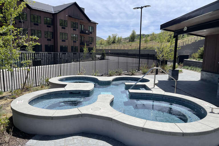 Pioche Hot Tub 2 1920x