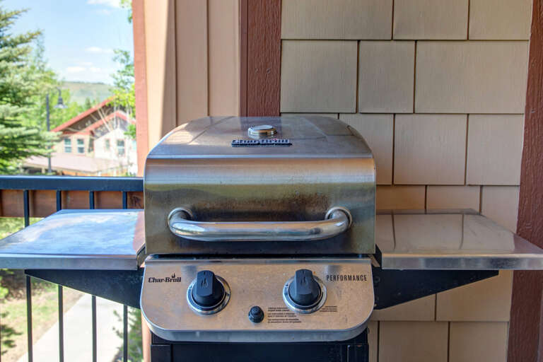 Fire up the grill on your private balcony and enjoy outdoor cooking with scenic mountain views—perfect for a relaxing evening meal in the fresh air.