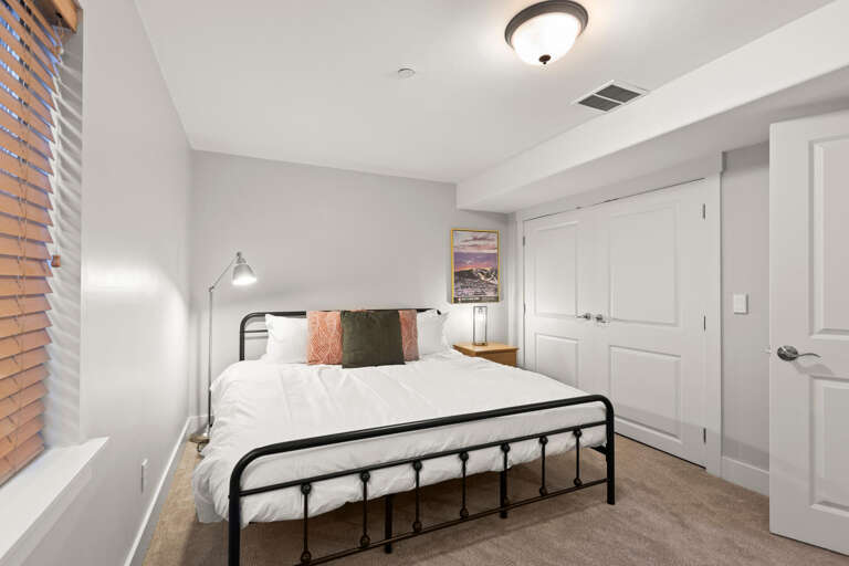 Bear Hollow Village 5545