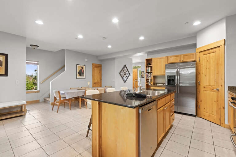 Bear Hollow Village 5545