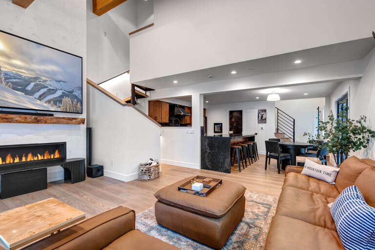 Upper Main 301 Living Room