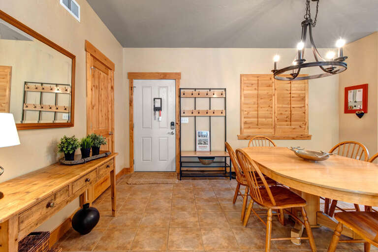 Bear Hollow Lodge 3301: