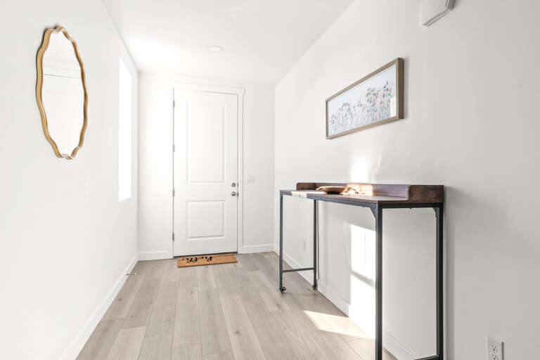 Jordanelle Ridge 499: Front entry door and hallway.