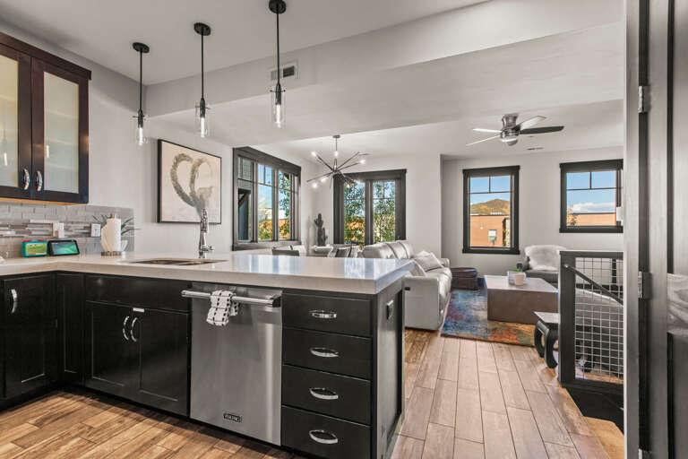 Blackstone Residence 3676