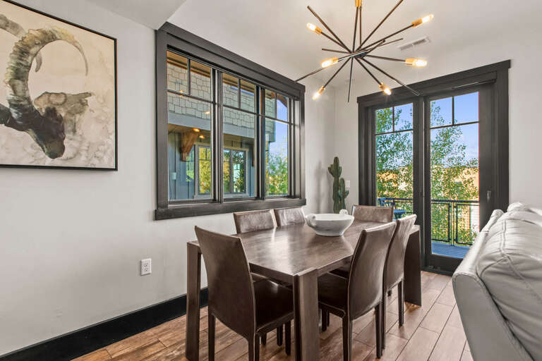 Blackstone Residence 3676