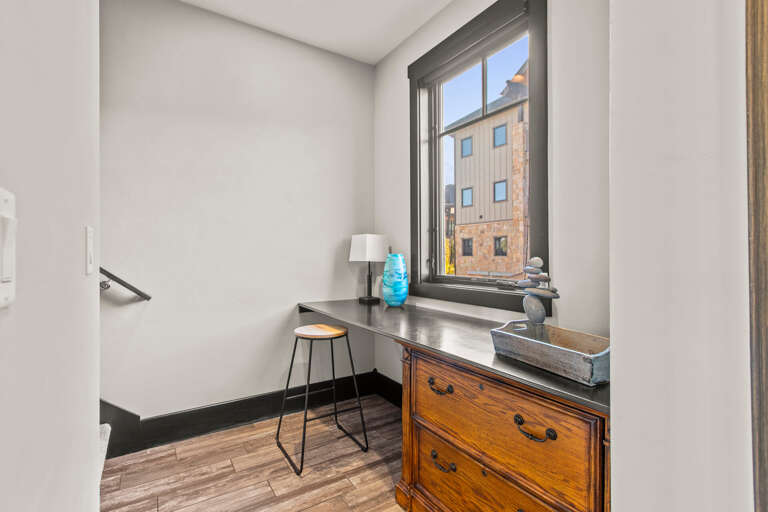 Blackstone Residence 3676