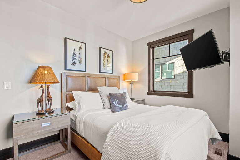 Blackstone Residence 3676